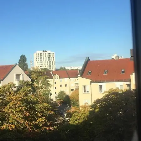 Lovely Refurbished Flat - 1 Bedroom + 1 Sofa Bed In Schwabing *